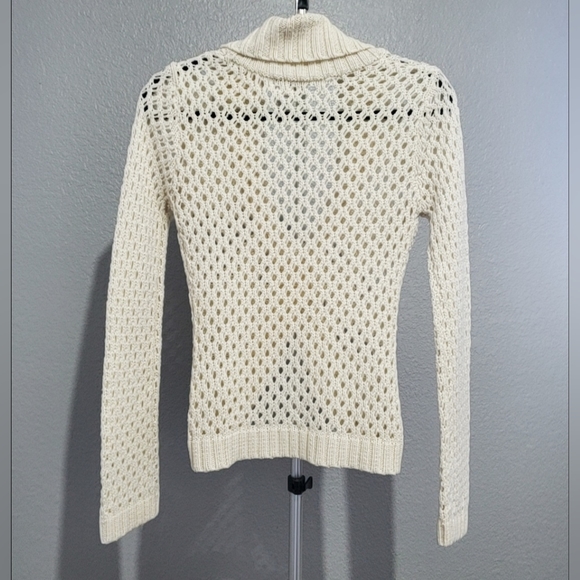 Charlotte Russe  Long Sleeve White Crocheted One Button Knit Cardigan Sweater M - Picture 5 of 7